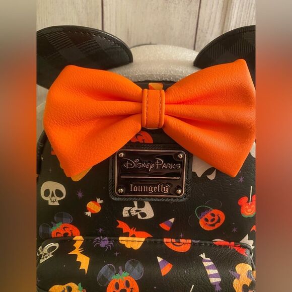 Loungefly Halloween Mickey Mouse AOP backpack - Picture 2 of 3
